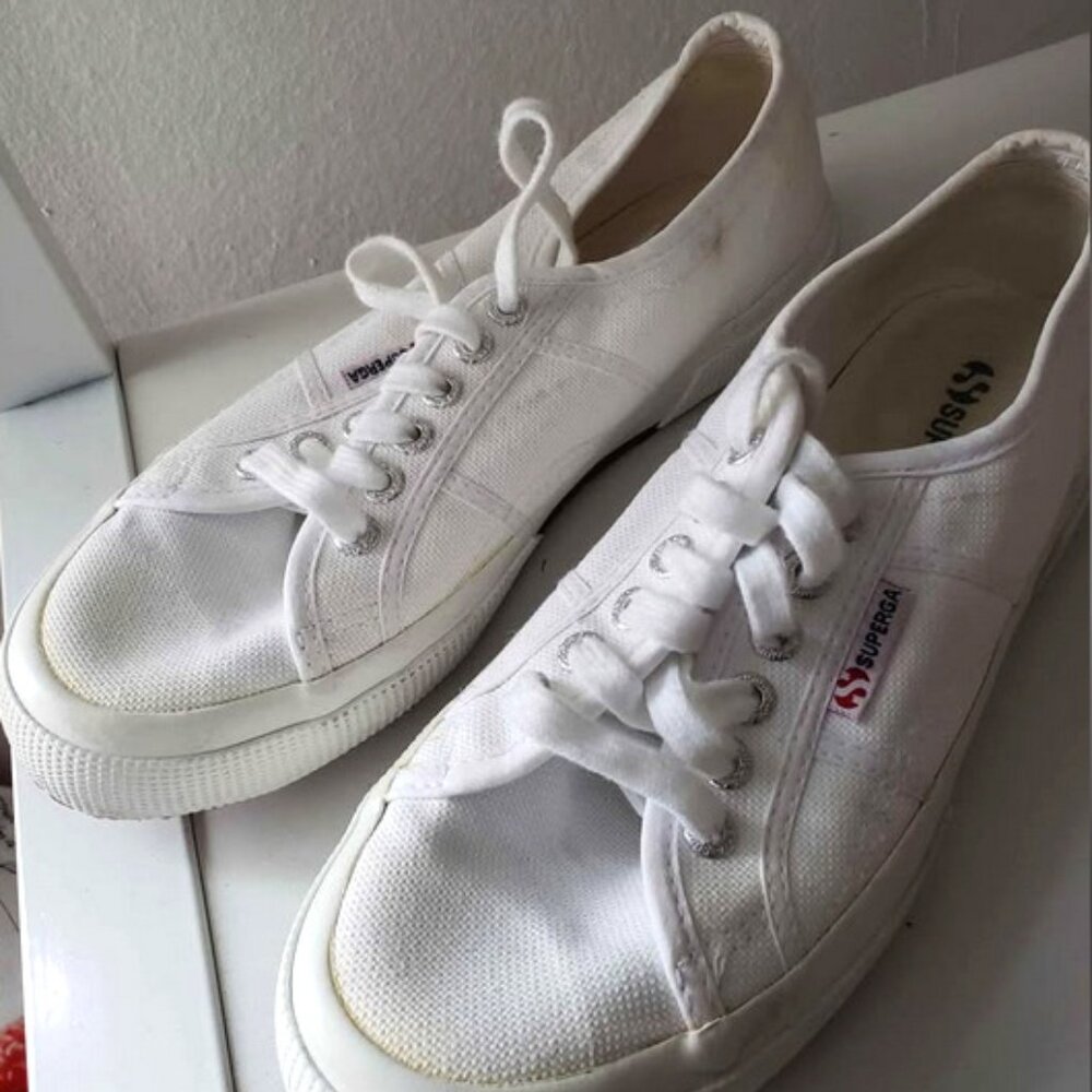Superga Cotu classic white sneakers, size 9
